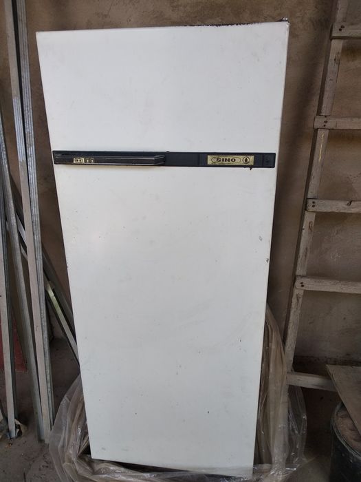 Холодильник SINO sotiladi