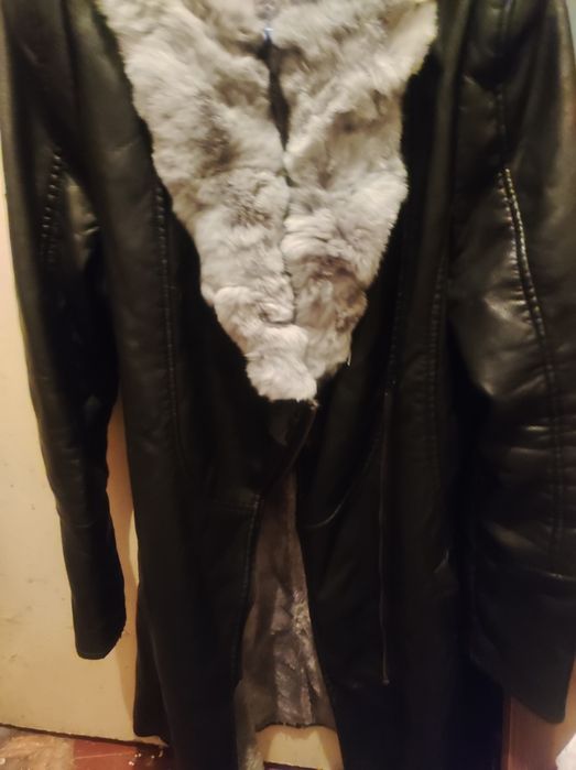 Куртка кожаная 44 размер срочно