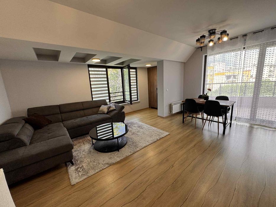 Дава се под наем Тристаен апартамент в София, Лозенец - 118 кв.м за 1250 € - Снимка #1