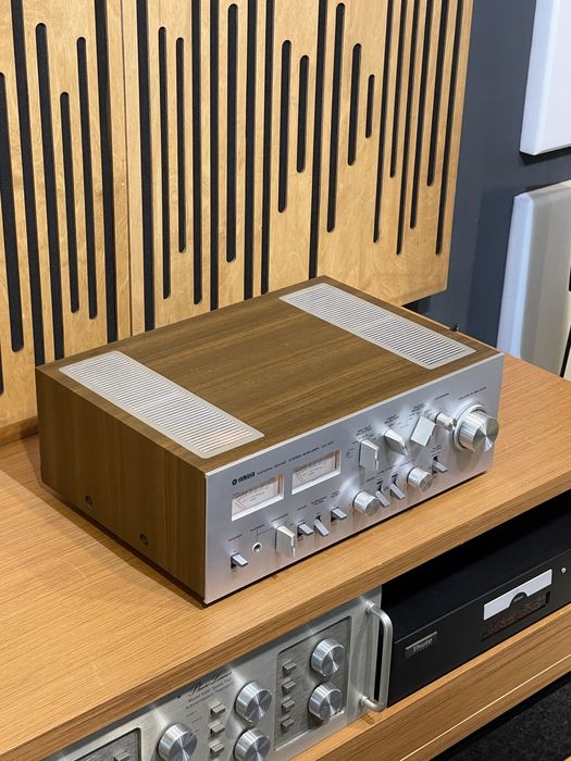 Yamaha CA 810 amplificator vintage deosebit