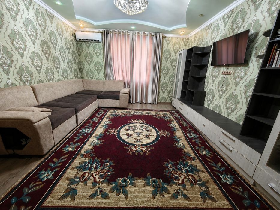 Сдаётся 2х комнатная квартира