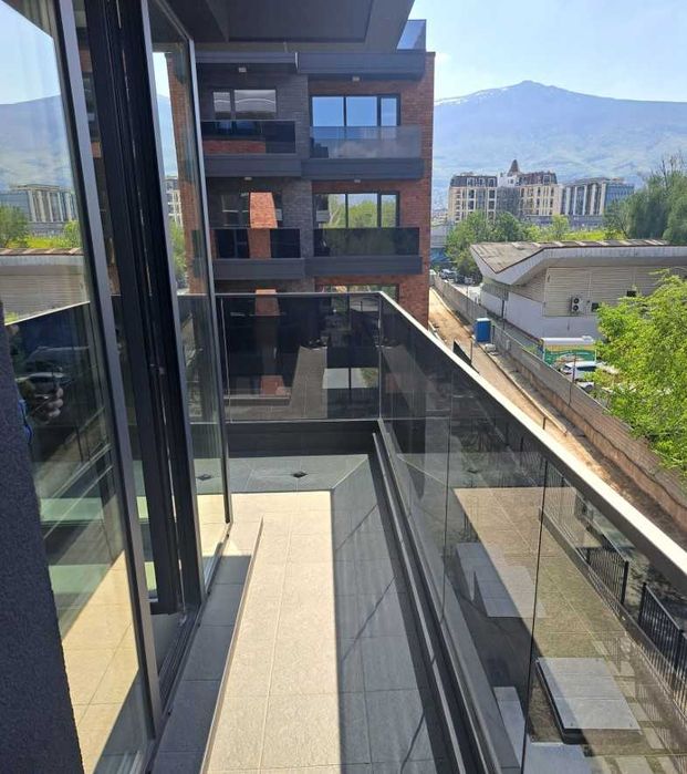 Продава се Тристаен апартамент в София, Хладилника - 132 кв.м за 3023 €/кв.м - Снимка #9