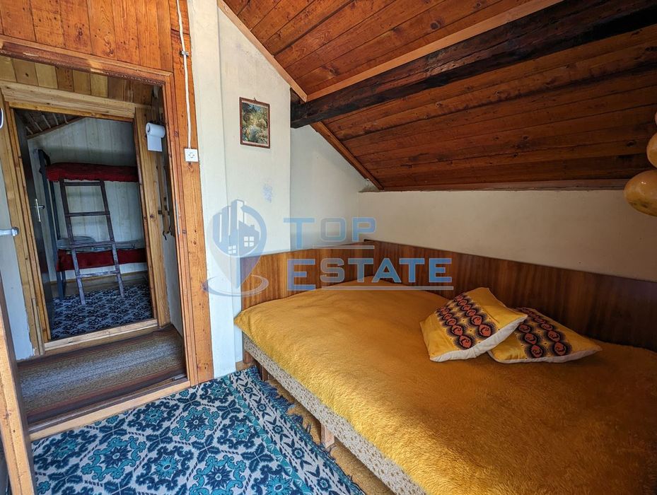 Вила с панорамна гледка в Тревненския балкан