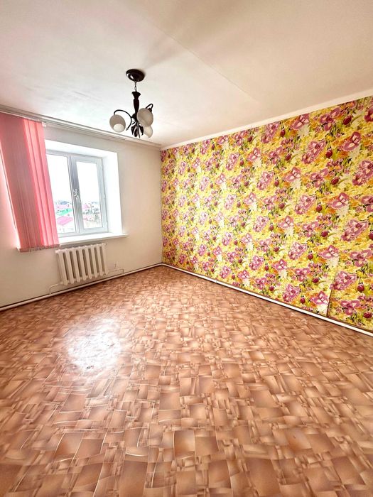 Продаётся 3 комн квартира