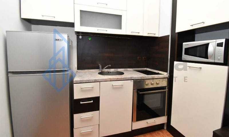 Двустаен апартамент под наем в кв. Хладилника