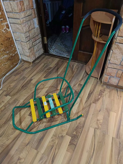 Санки детские зелёные с ручкой