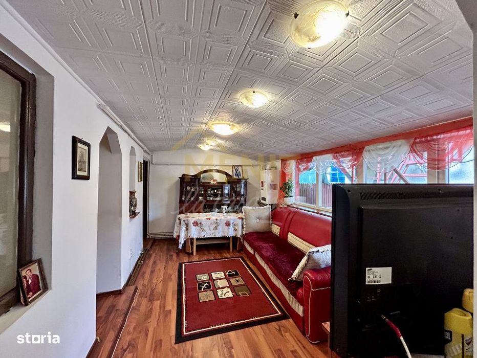 Casa 4 camere, garsoniera, 2 bai, garaj acoperit, Mihai Bravu, Ploiest