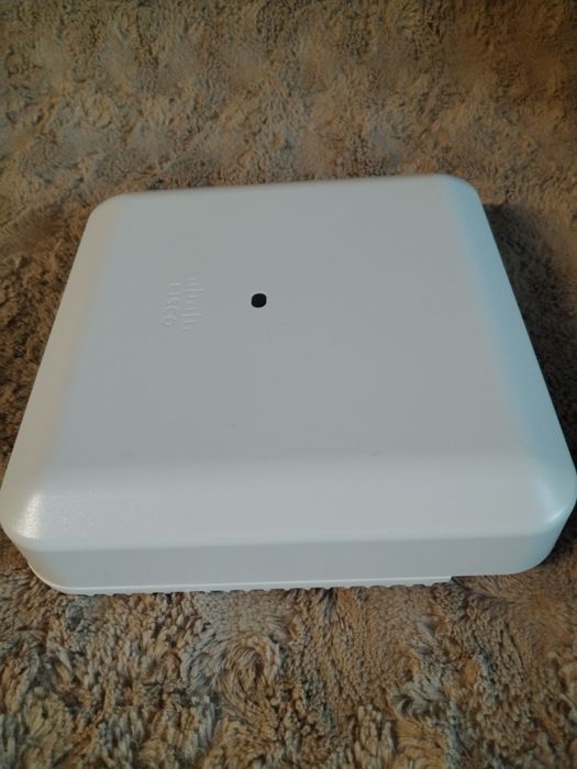 Vând Cisco Air-AP3802l-E-K9