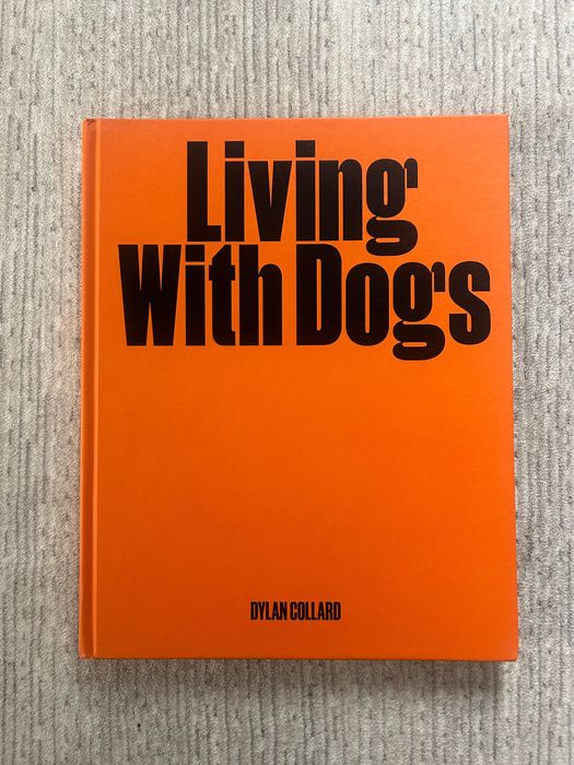 Книга за любители на кучета - Living With Dogs (24.43 x 31.12 cm)