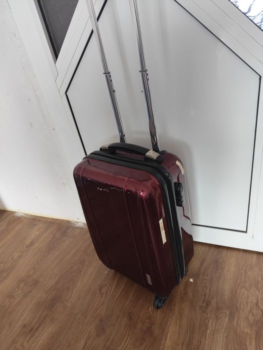 2 куфара в добро състояние