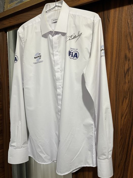 Рубашка с автографом Леклерка Феррари