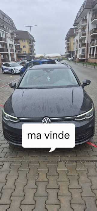 Vând Volkswagen Golf
