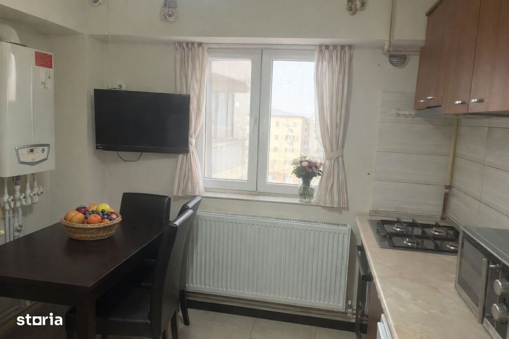 Apartament 4 camere, 3 balcoane, mobilat și utilat, gata de utilizare