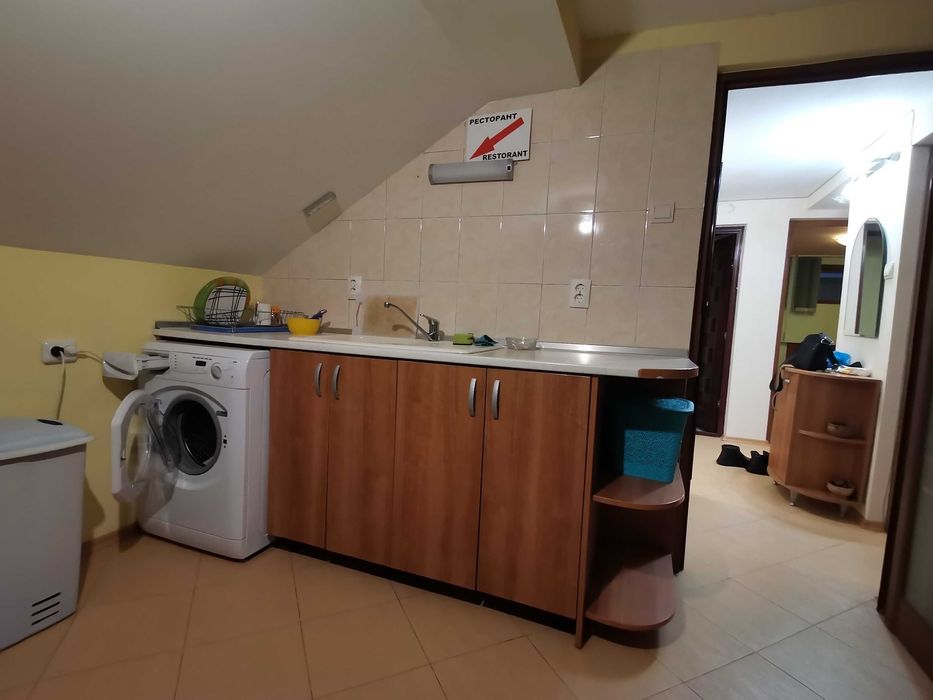 Дава се под наем Тристаен апартамент в Бургас, Център - 100 кв.м за 280.5 € - Снимка #5