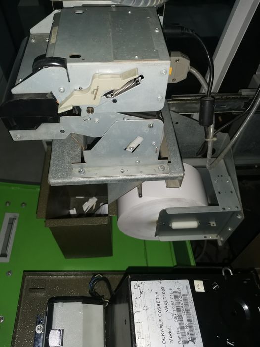 Продам платёжный терминал Qiwi