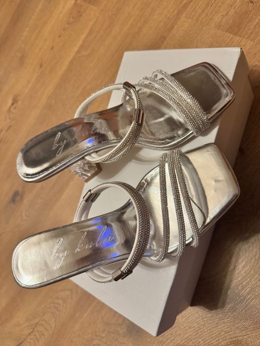 Чисто нови токчета 37 номер