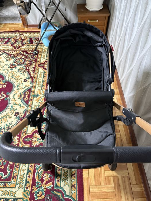 Продам коляску 2 в 1 вместе с переносноской