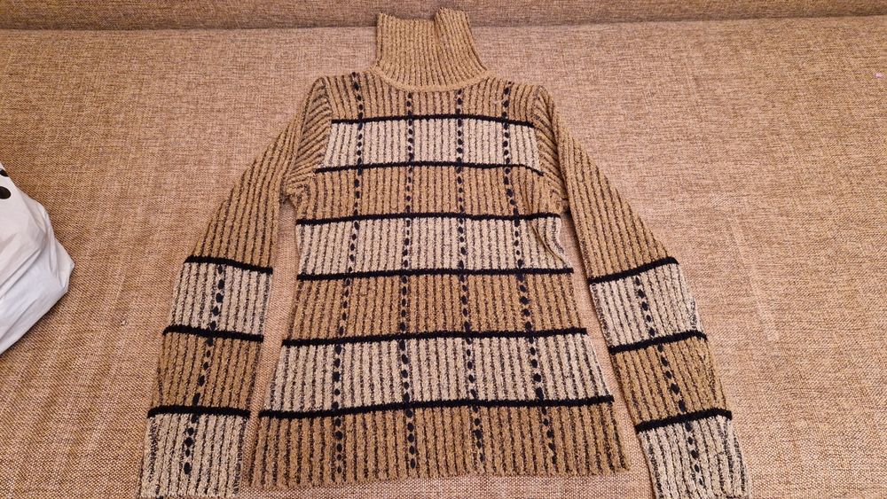 Тёплые кофты,гамаж, джинсовая юбка