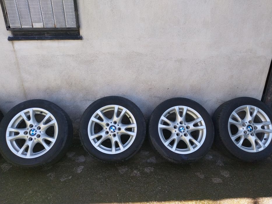 ПЕРФЕКТНИ Оригинални Алуминиени джанти 16 ET44 7J с летни гуми БМВ/BMW