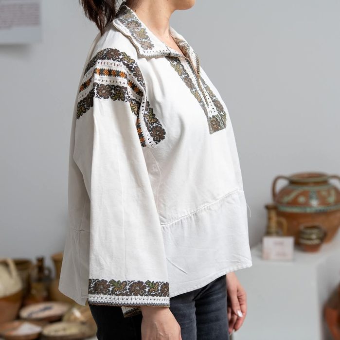 Cămașă populară/traditional/cusut manual/ie /Bucovina