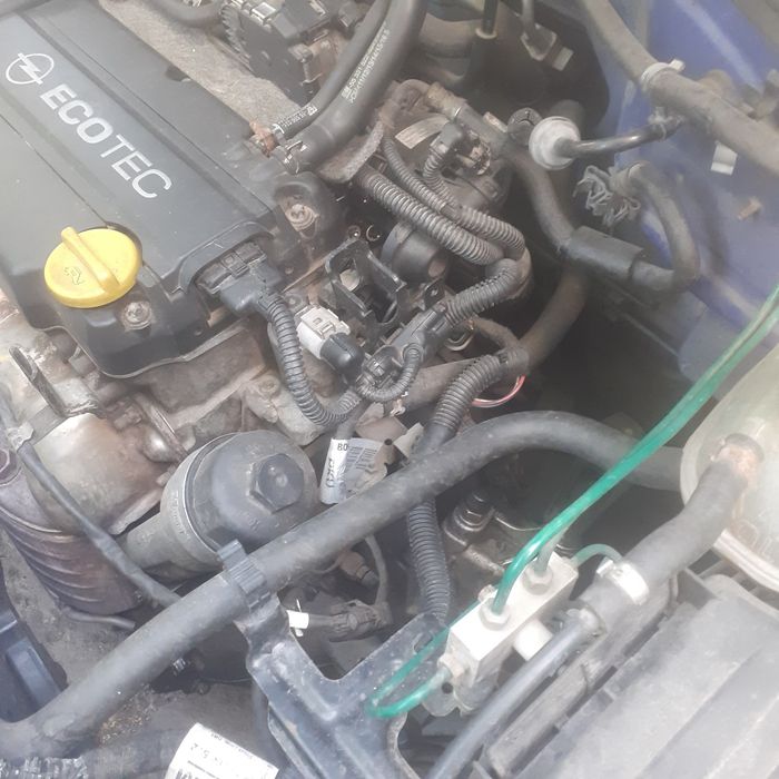 Опел корса 1.2 Twinsport