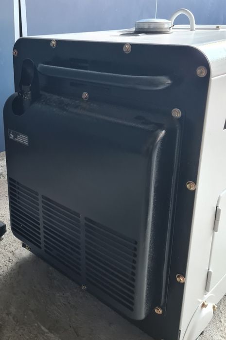 Обезшумен дизелов генератор ITC Power DG6000SE