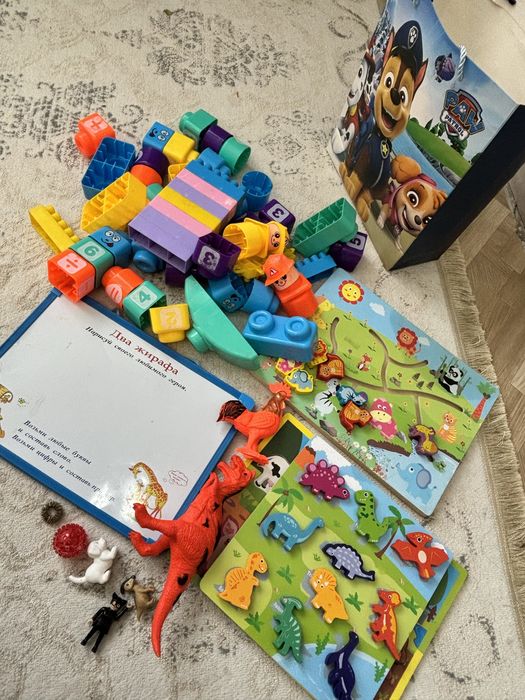 Игрушки пакетом развивающие