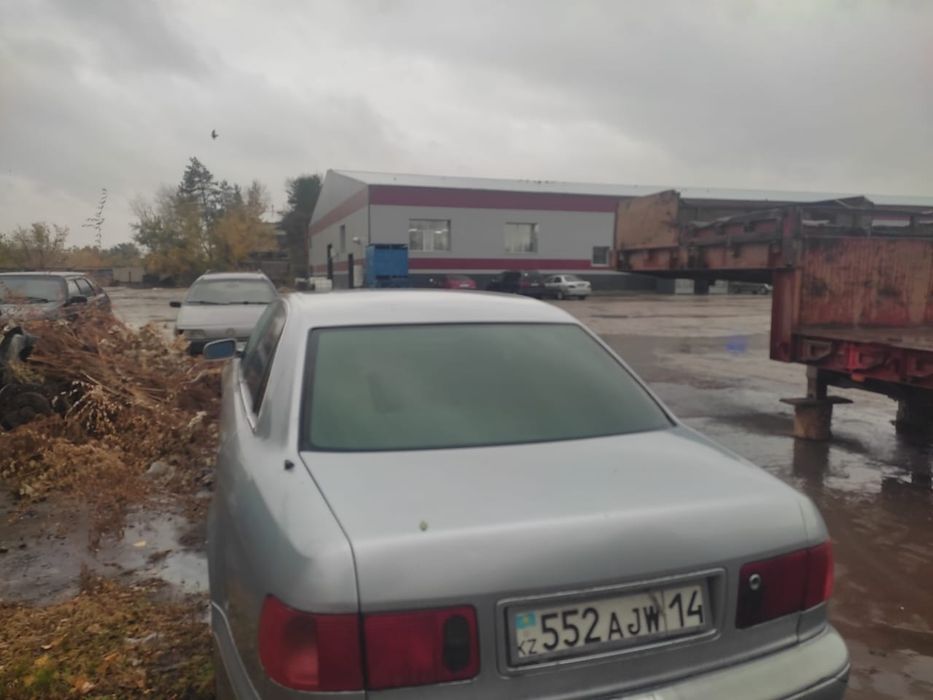 Ауди а8 1996 год не на ходу