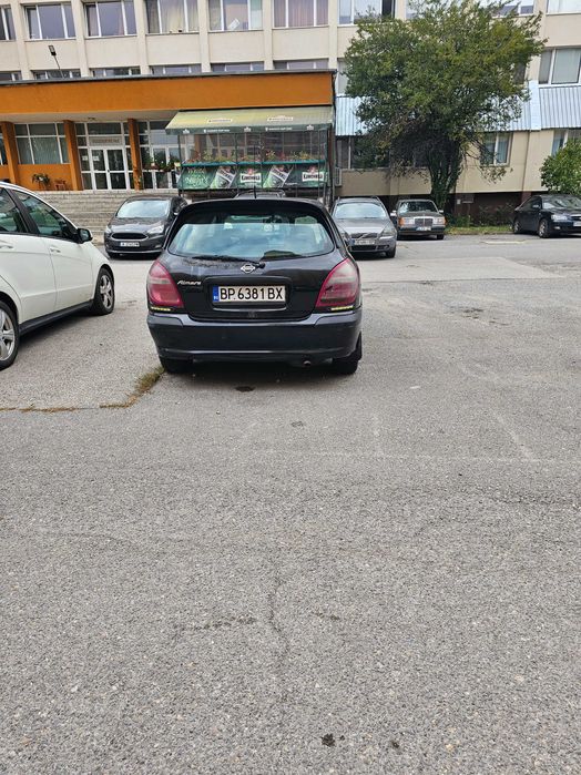 Нисан Aлмера цял за части!