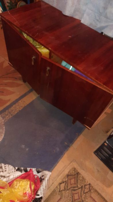 Продам тумбочку СССР
