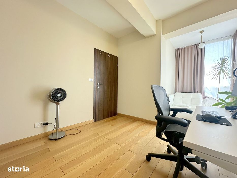 Apartament cu 3 camere de vânzare – Zona Soarelui
