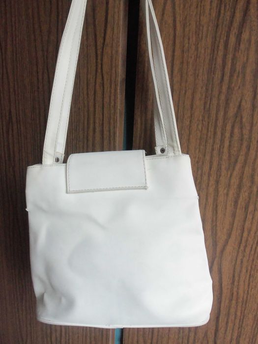 Дамска кожена чанта