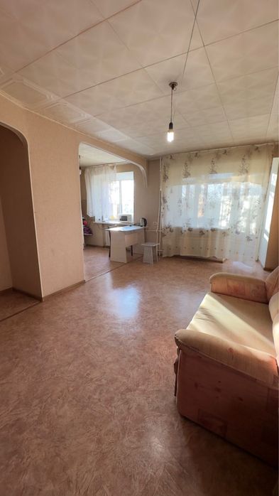 Продается 2 х комнатная квартира