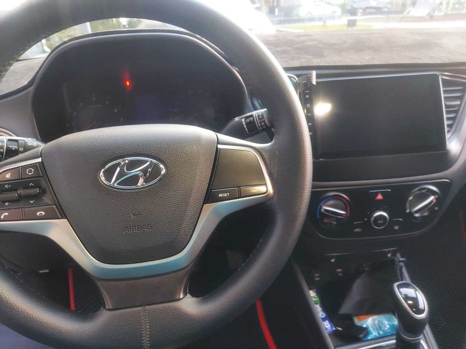 Hyndai accent 2022 года