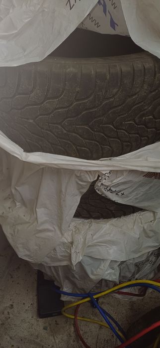 Продам шины 285/55/18 на Гелендваген бу срочно