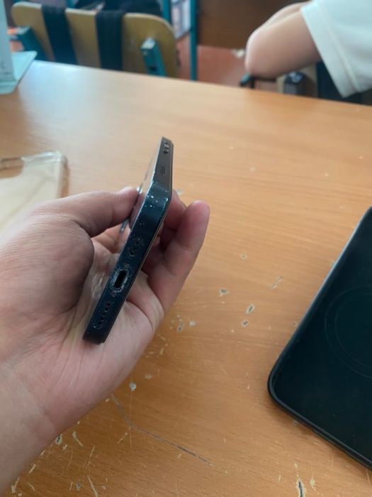 Продам айфон 13 или обмен
