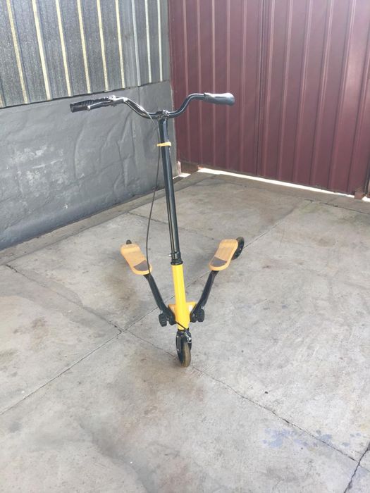 Самокат инерционный FLIKER F3