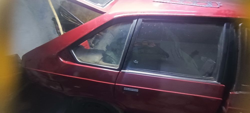 Продаю на запчасти москвич 2141