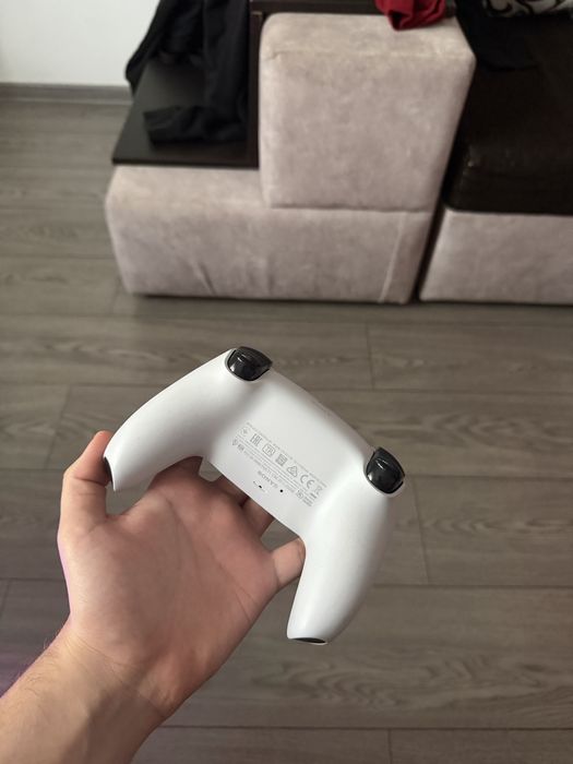 Controller playstation 5 alb aproape nou