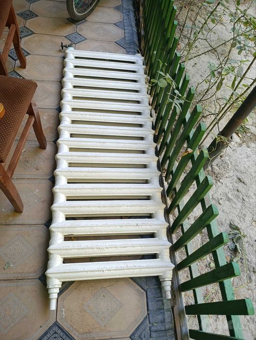 Чугунная батарея (Chugun batareya)