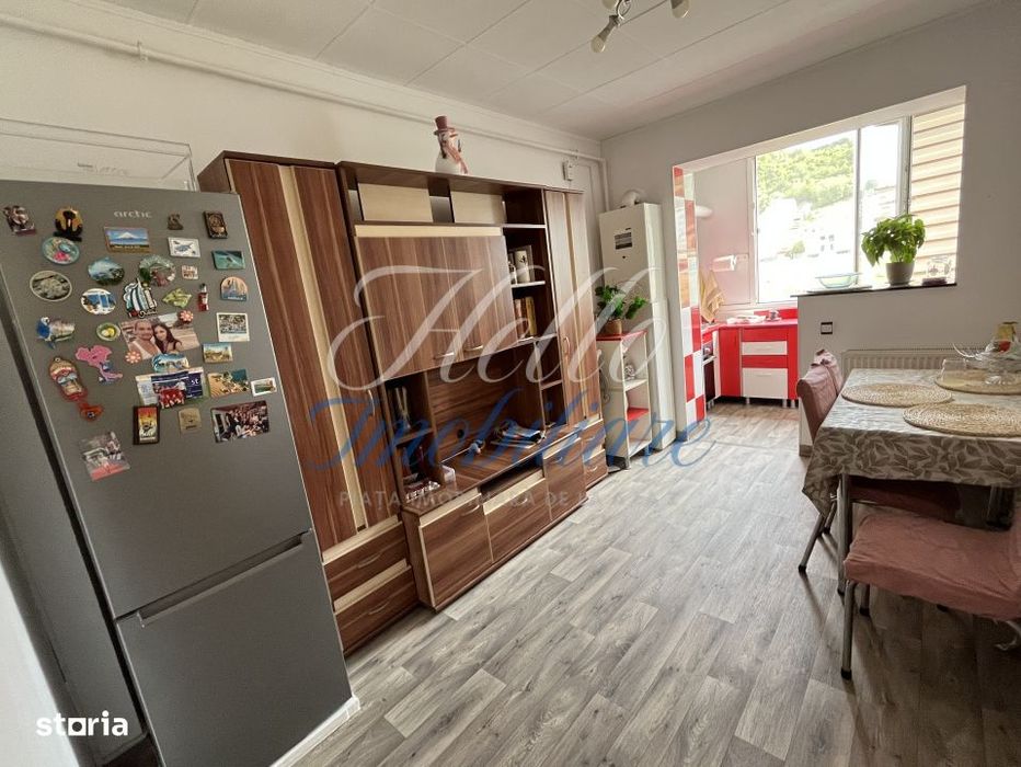 Apartament 3 camere, SU 50,21mp , zona Porii
