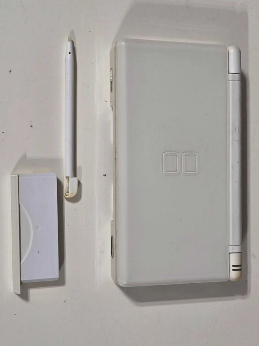 Nintendo DS Lite pentru reparat/piese