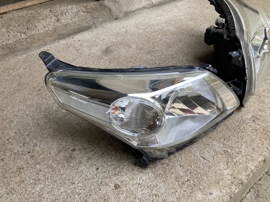 Фар-Фарове за тойота урбан крузер/Toyota urban cruiser 09-12г