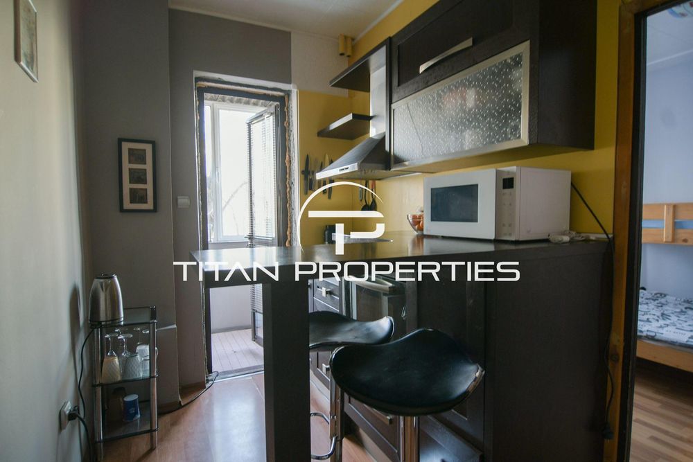 Тристаен апартамент в жк. Тракия