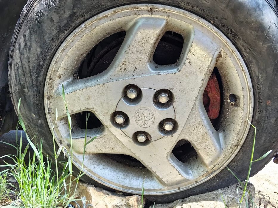 Rav 4 Facelift 1995 - 2000 джанти с гуми рав 4 джанти 16
5бр джанти 16