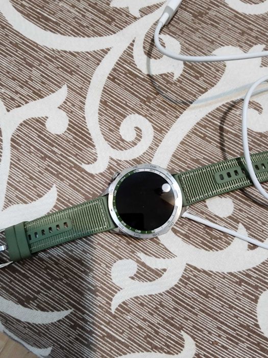 Huaweui watch gt 4 46 mm използван