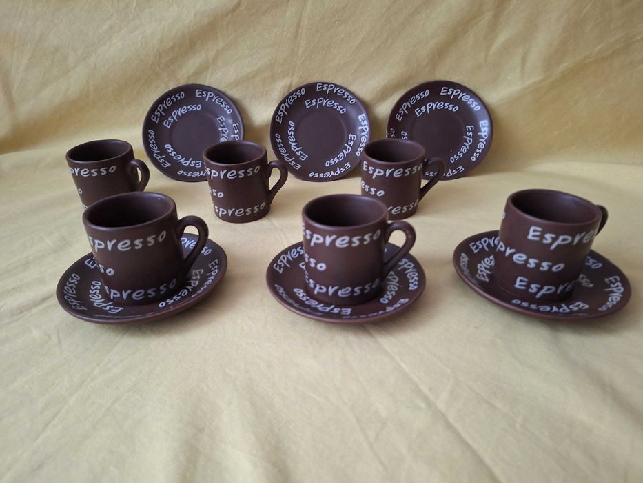 Set cescute cu farfurioare pt servit espresso / cafea