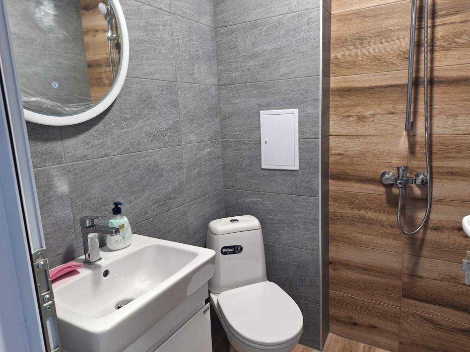 Продава се Тристаен апартамент в Габрово, Център - 66 кв.м за 1221 €/кв.м - Снимка #2