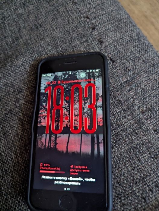 Продам срочно iphone se 2