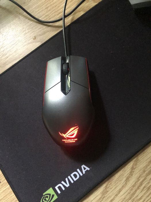 Mouse Original de la Republic of Gamers